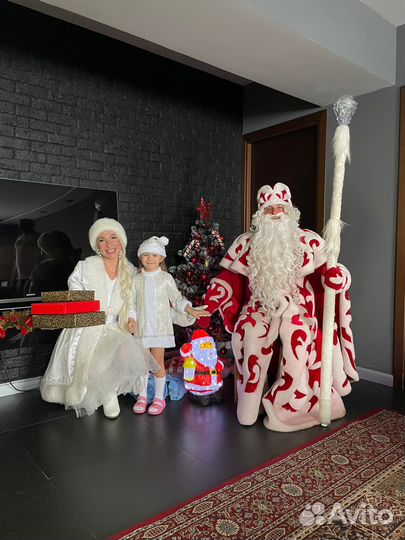 Дед Мороз и Снегурочка