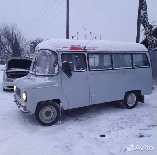 Ретро машина ныса 522