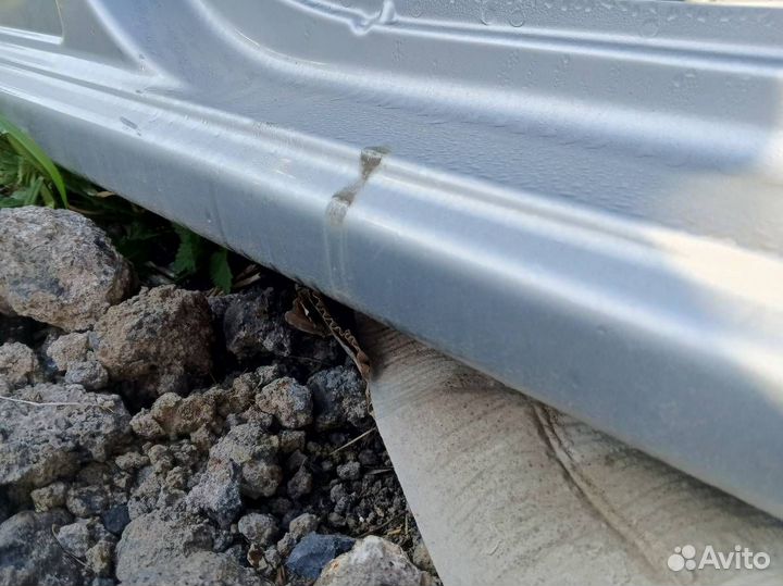 Панель боковая кузова/стойка правая Renault Logan/Logan Stepway