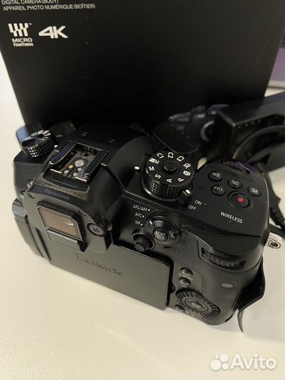 Panasonic Lumix GH5 + V-Log