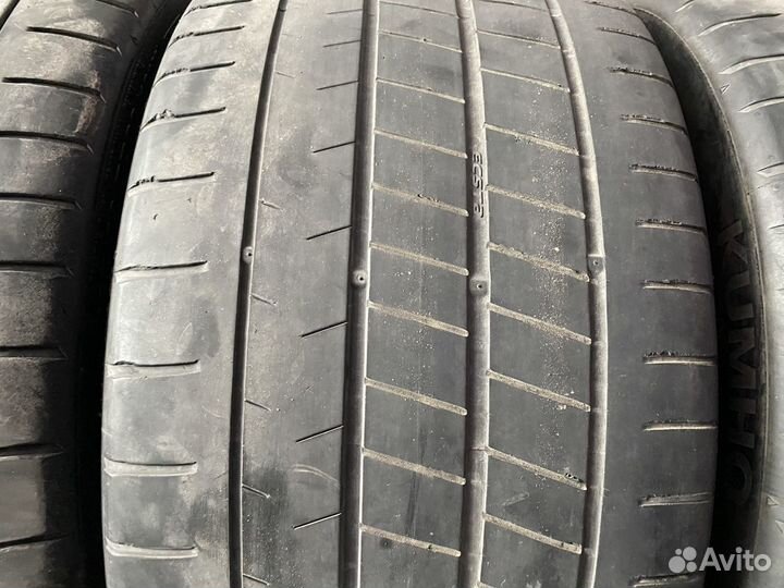 Kumho Ecsta PS91 255/40 R20 и 285/35 R20 101Y