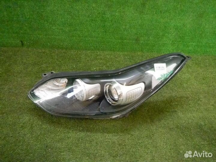 Фара левая Kia Sportage
