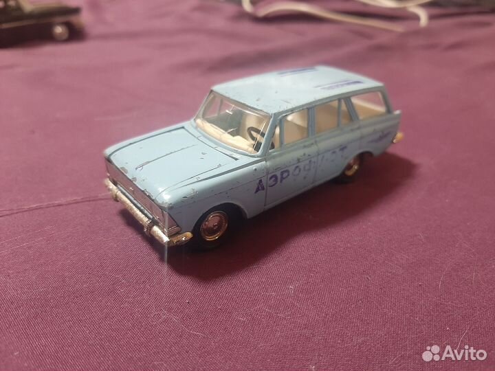 Москвич 427 аэропорт 1:43 агат