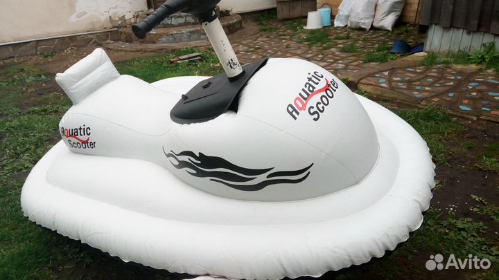 Детский гидроцикл Aquatic scooter (белый)