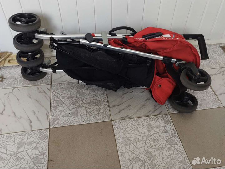 Коляска детская