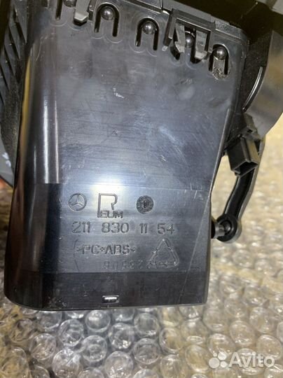 Дефлектор обдува салона mercedes w211 левый