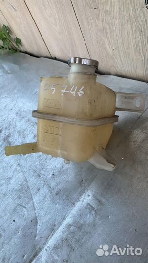 Бачок расширительный от Renault Koleos (HY) 2008