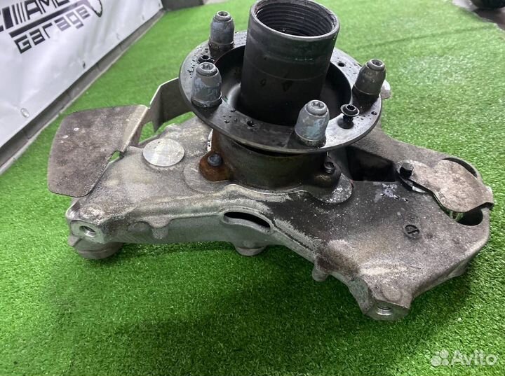 Поворотный кулак передний правый Porsche 911 991