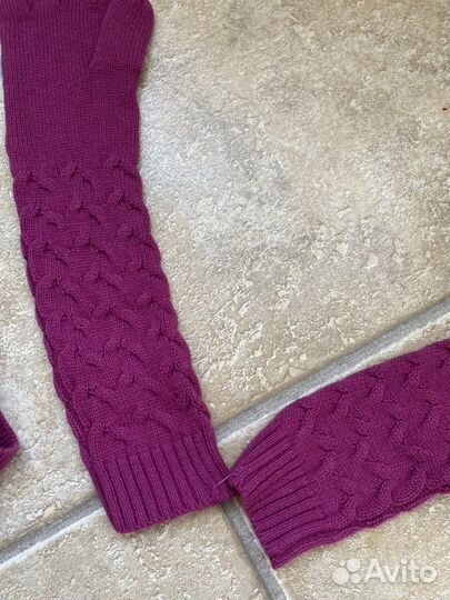 Берет, шарф и перчатки удлинённые