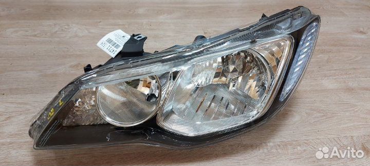 Фара галоген левая Honda Civic 8 FD1 4D 2006-2008