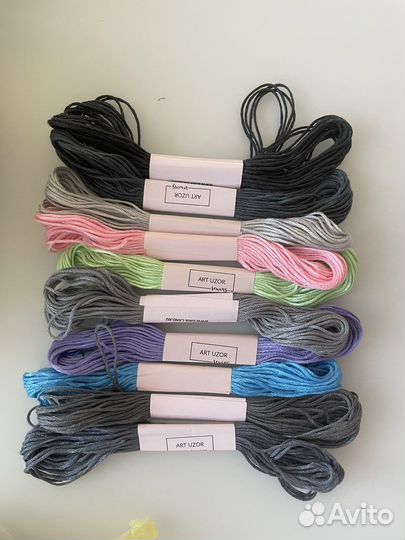 Мулине, нитки, крючки, магнитные застежки