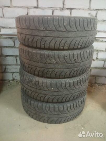 Bridgestone Ice Cruiser 7000 195/65 R15 91T