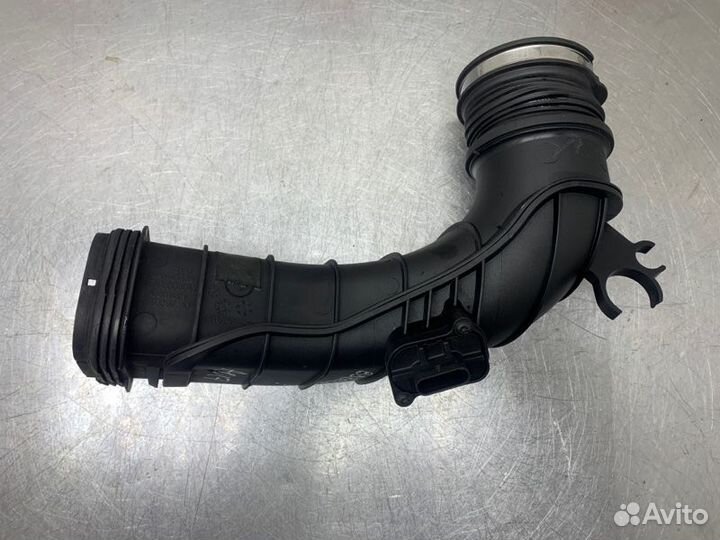Воздуховод Bmw 5 Series F10 N47D20D 2011