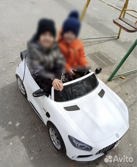 Детский электромобиль двухместный бу