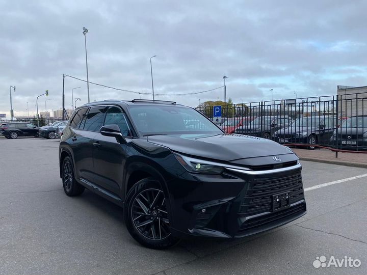 Lexus TX 2.4 AT, 2023