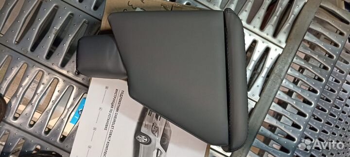 Подлокотник Cobalt / Ravon R4 (кожзам + велюр)