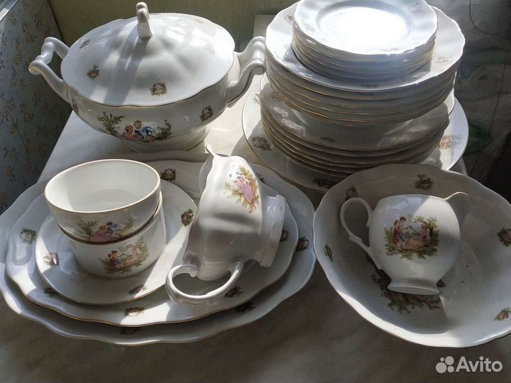 Столовый сервиз 