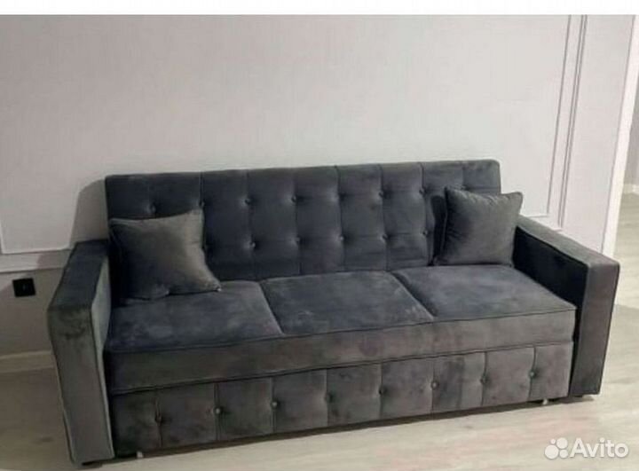 Угловой диван раскладной в наличии не б/у