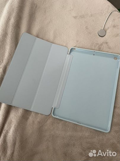 Чехол на iPad 10.2