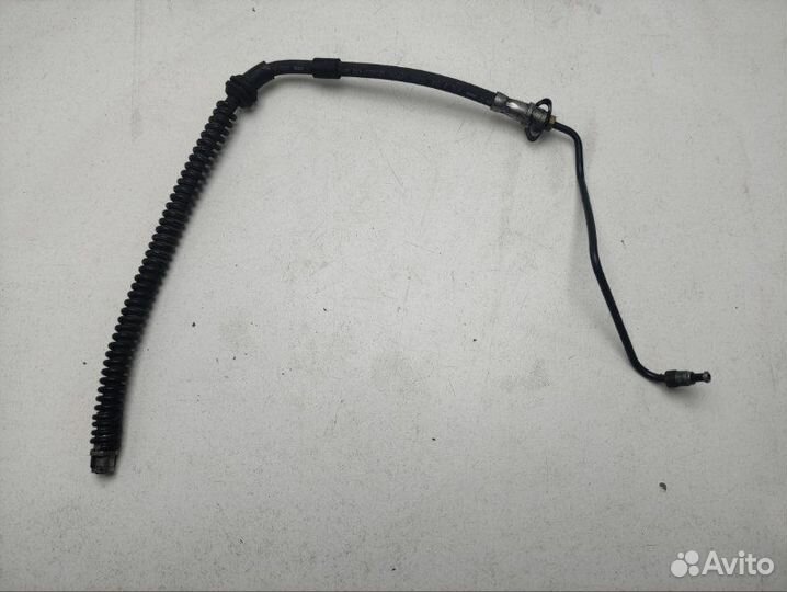 Трубка тормозная передняя левая Volkswagen Touareg