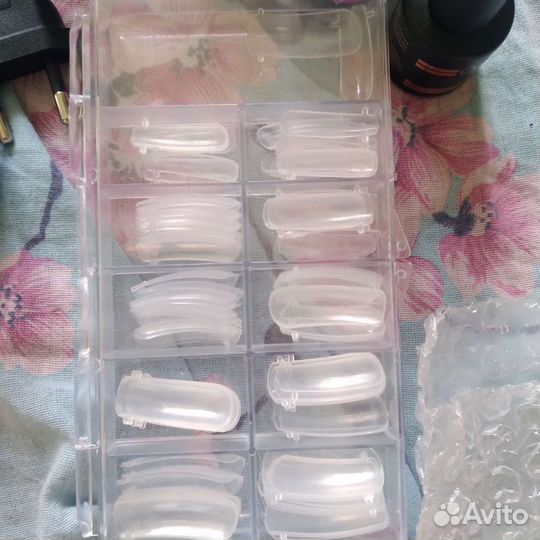 Для наращивания ногтей