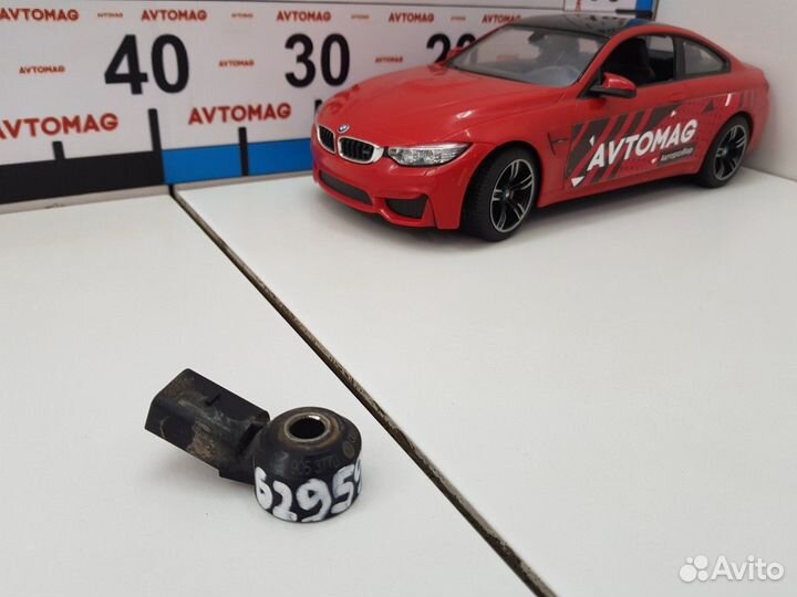 Датчик детонации (Skoda Octavia)