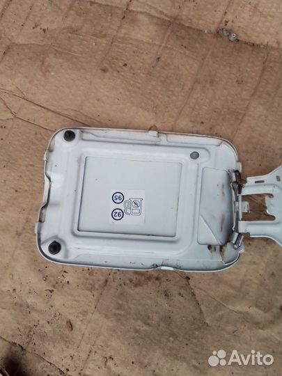 Лючок бензобака LADA Vesta дефект