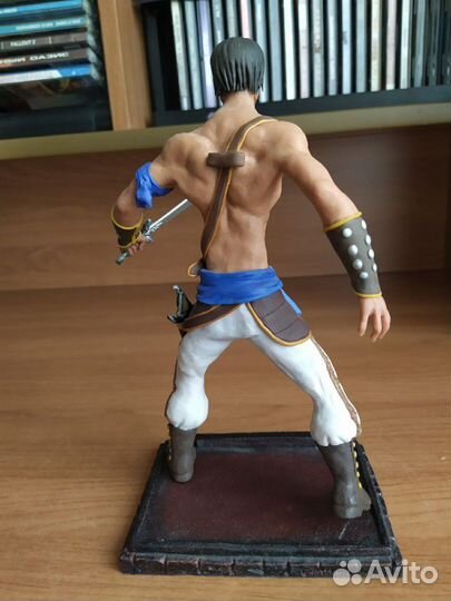 Коллекционная фигурка