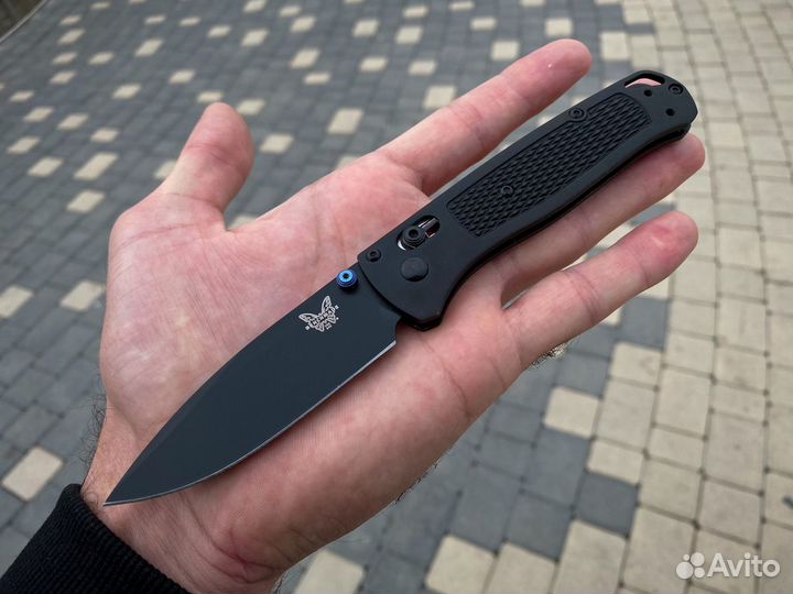 Нож benchmade