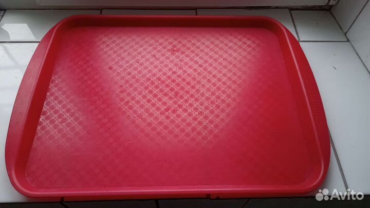 Пластиковые пищевые подносы бу