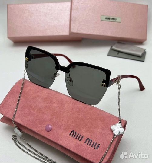 Солнцезащитные очки женские