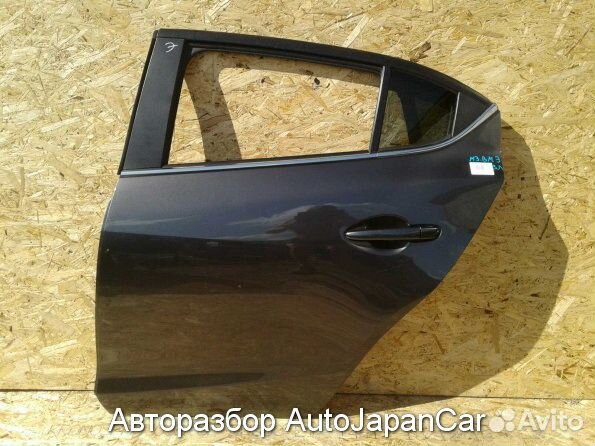 Мазда 3бм задняя левая дверь
