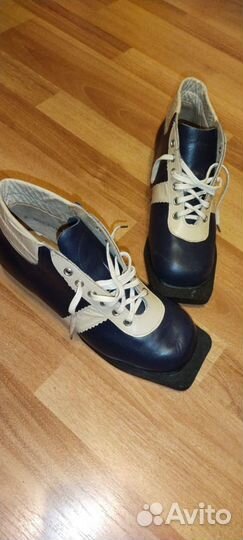 Лыжные ботинки кожаные СССР Винтаж