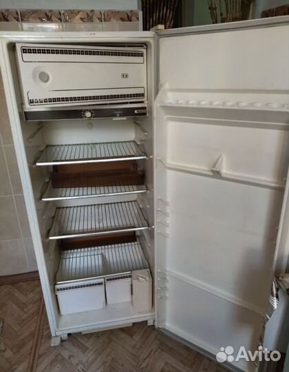 Холодильник