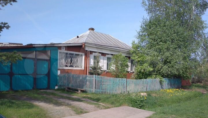 Дом 38 м² на участке 12 сот.