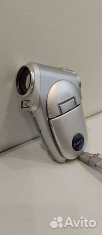 Видеокамера цифровая sanyo