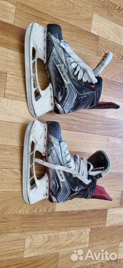 Хоккейные коньки bauer vapor X900