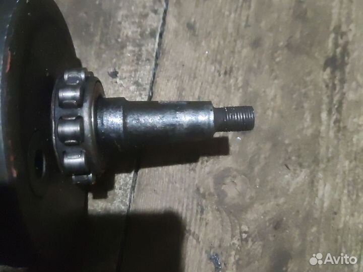 Коленвал мотороллера муравей