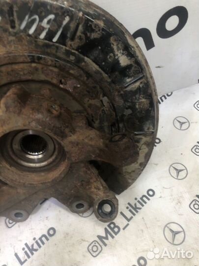 Кулак поворотный задний левый Mercedes Ml W164