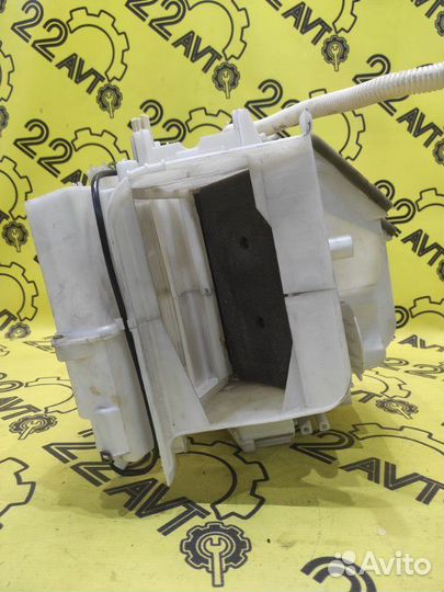 Корпус печки Toyota Funcargo NCP21 1NZ-FE 2004.02