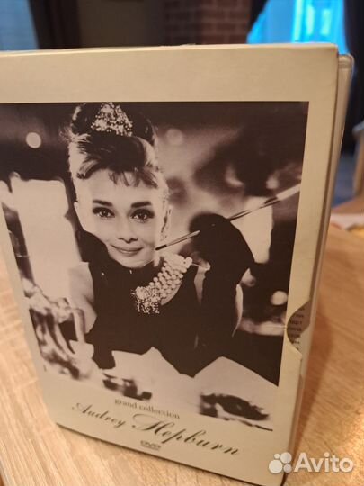 Коллекция Одри Хепберн (12 DVD)