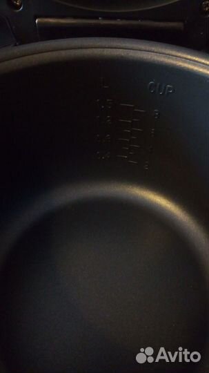 Мультиварка Polaris PMC 0469D новая