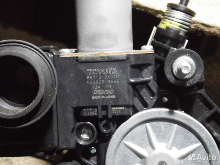 Стеклоподьемник передний правый lexus RC 350