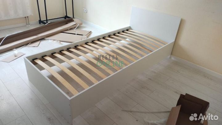 Кровать односпальная новая