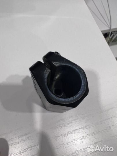 Продам зажим trust