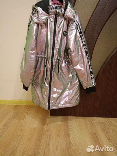 Куртка на девочку