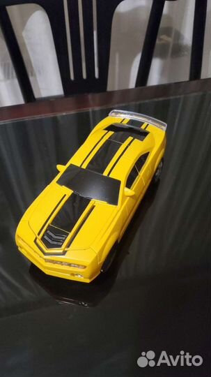 Трансформер Бамблби