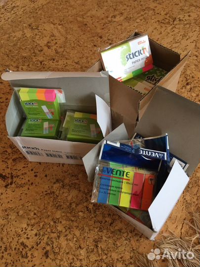 Закладка бумажная цветная