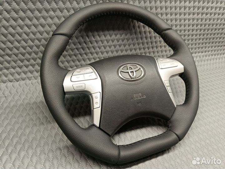 Руль на toyota camry 40. Анатомический. Новый