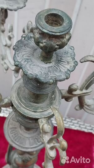 Подсвечник и канделябр Бронза